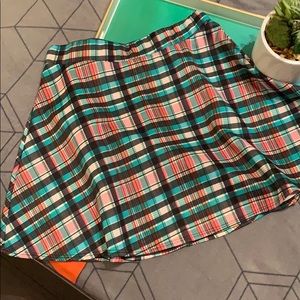Bright star 🌟 checkered skirt